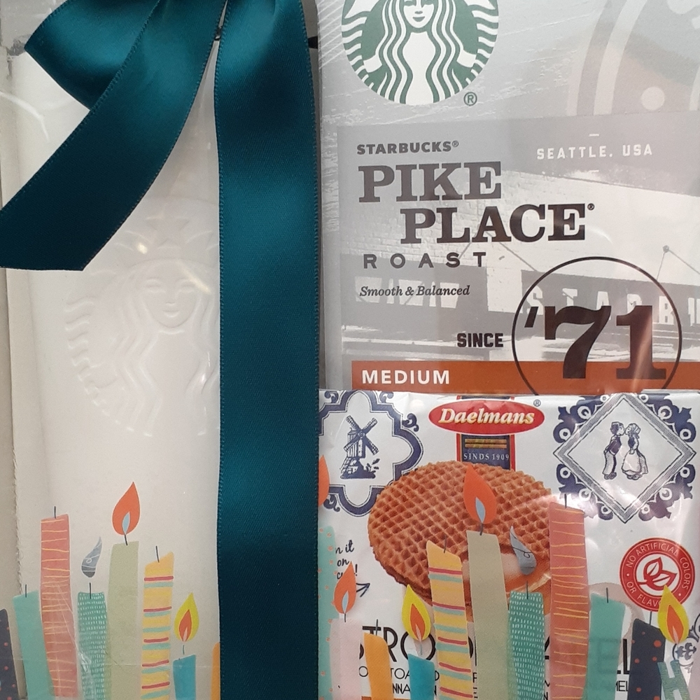 💚 Starbucks Gift Pack - Picture 6 of 6